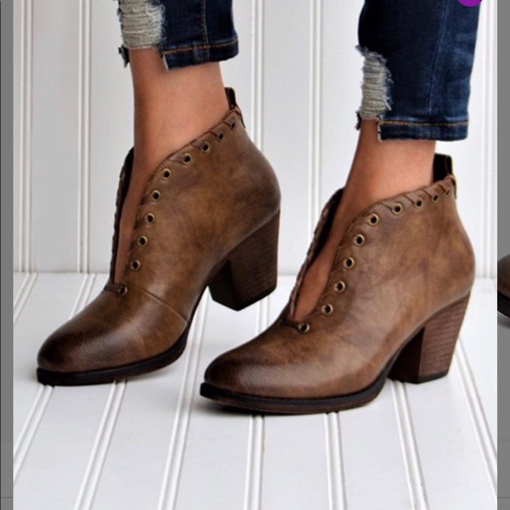 Ankle boots.  2.5in heel size 8